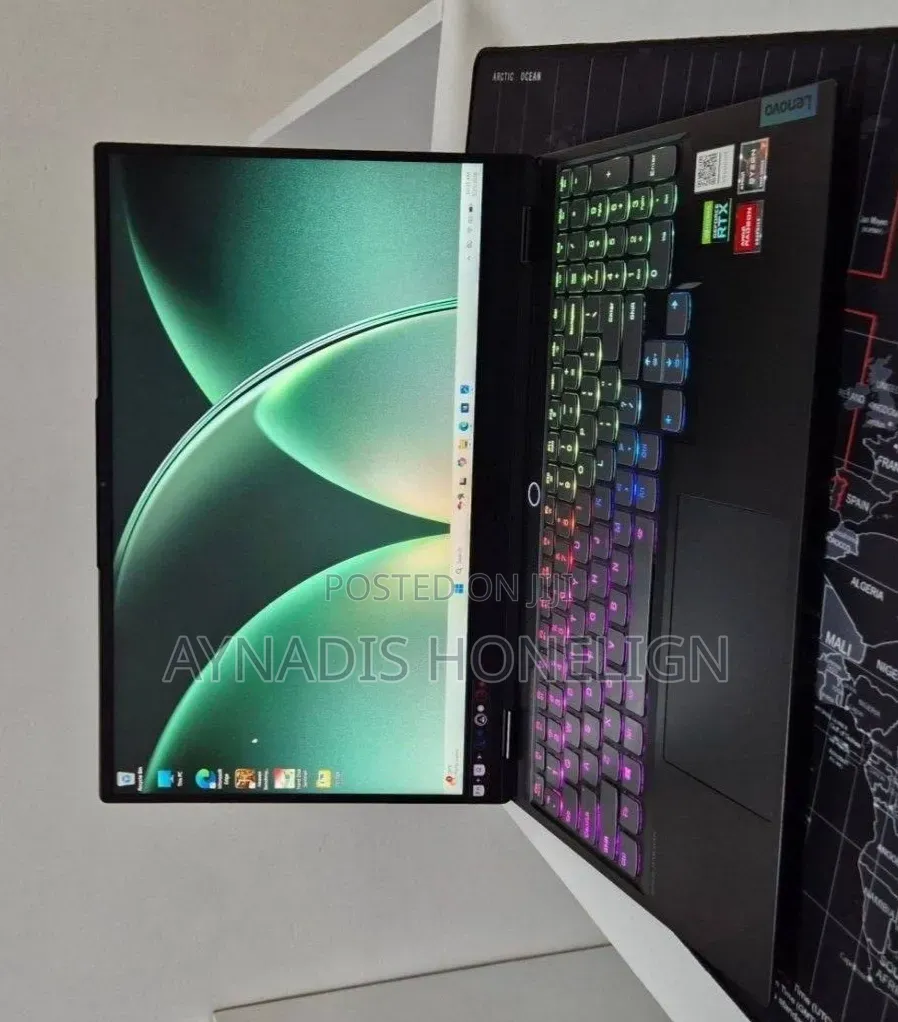 New Laptop Lenovo Legion 7 16GB AMD Ryzen 7 SSD 512GB