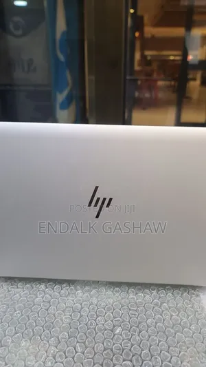 New Laptop HP EliteBook 840 G8 16GB Intel Core i5 SSD 512GB