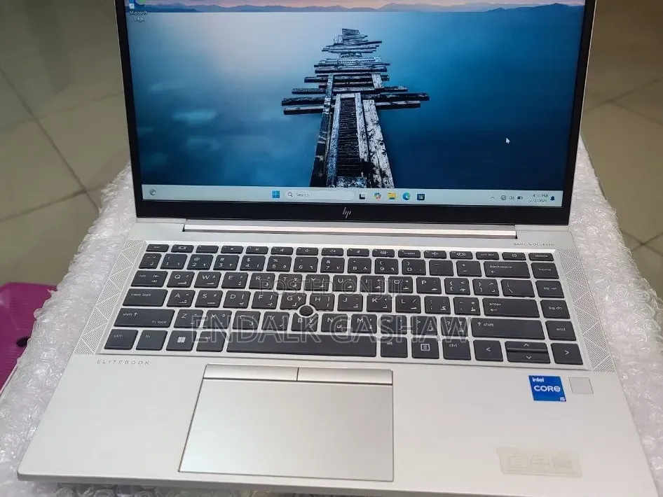 New Laptop HP EliteBook 840 G8 16GB Intel Core i5 SSD 512GB