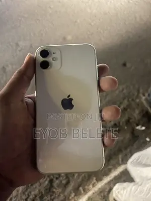 Apple iPhone 11 128 GB White