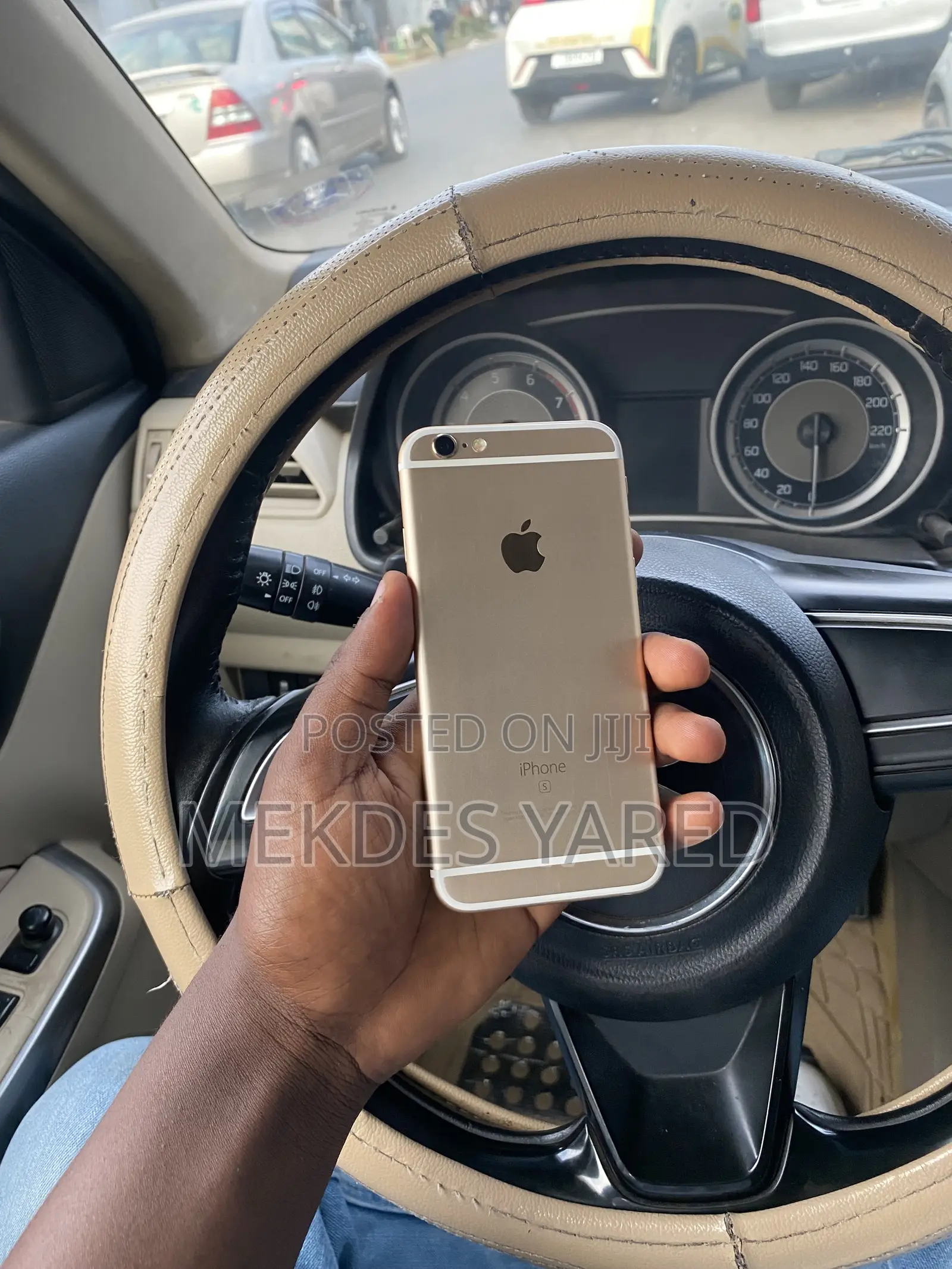 New Apple iPhone 6s 16 GB Gold