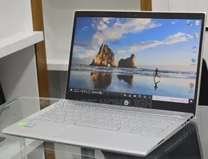 New Laptop HP Pavilion 14 8GB Intel Core i5 SSD 512GB