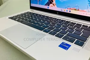 New Laptop HP EliteBook 830 G8 16GB Intel Core i5 SSD 512GB