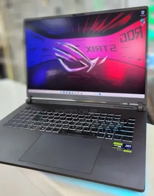 New Laptop Asus ROG Strix G17 32GB Intel Core i9 SSD 2T