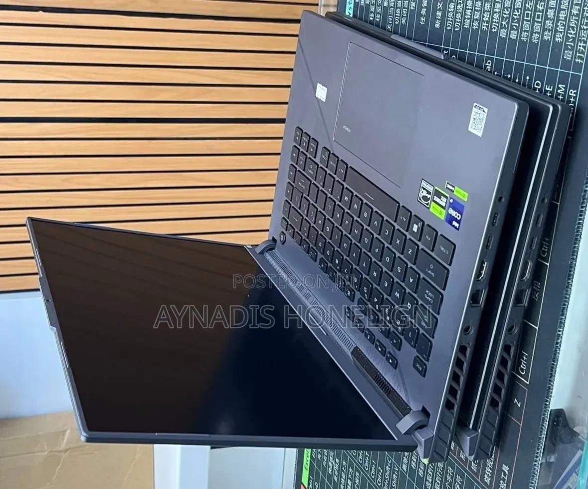 New Laptop Acer Predator Helios 300 16GB Intel Core i9 SSD 1T