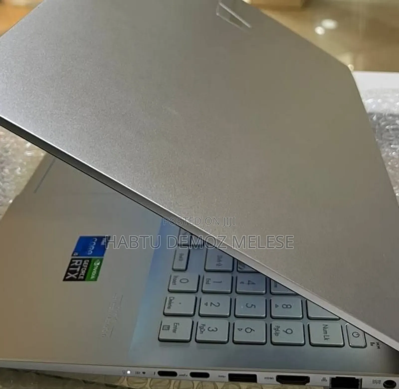 New Laptop Asus Vivobook E200HA 16GB Intel Core i5 SSD 512GB