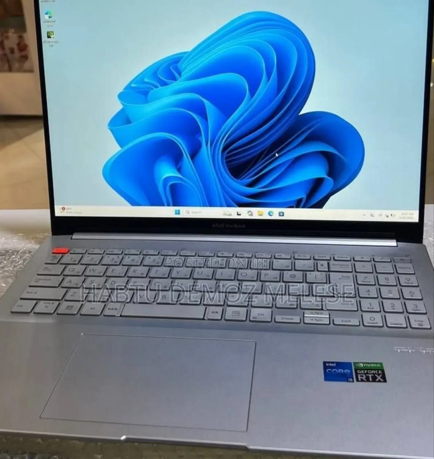 New Laptop Asus Vivobook E200HA 16GB Intel Core i5 SSD 512GB