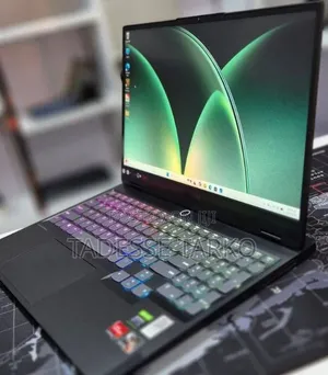 New Laptop Lenovo 16GB AMD Ryzen 7 SSD 512GB