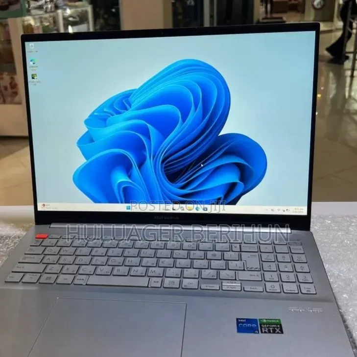 New Laptop Asus VivoBook 15 X505BA 16GB Intel Core i5 SSD 512GB