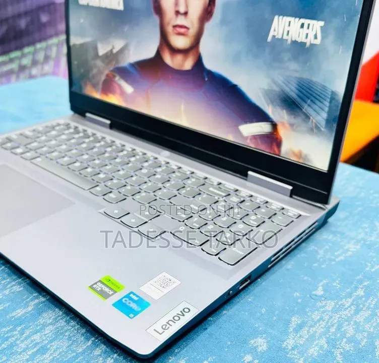 New Laptop Lenovo LOQ 15AHP10 16GB Intel Core i5 SSD 512GB