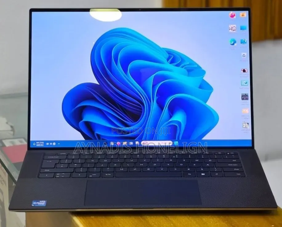 New Laptop Dell Precision 5560 16GB Intel Core i7 SSD 512GB