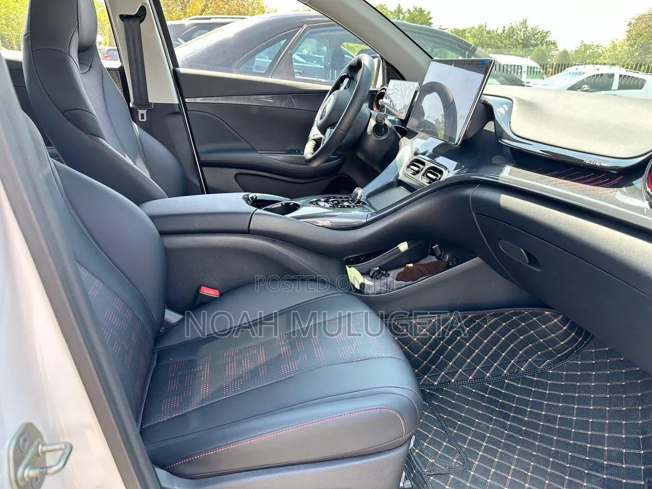 New BYD E2 43 kWh 94 hp FWD 2024 Silver