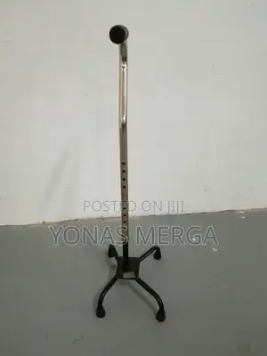 Four-Legged Walking Stick戶古best of All, Unlike a Standard Quad Cane