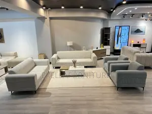 7 Seater Sofa | 7 ሲተር ሶፋ | ቀለል ያሉ ቀለሞችን የያዘ