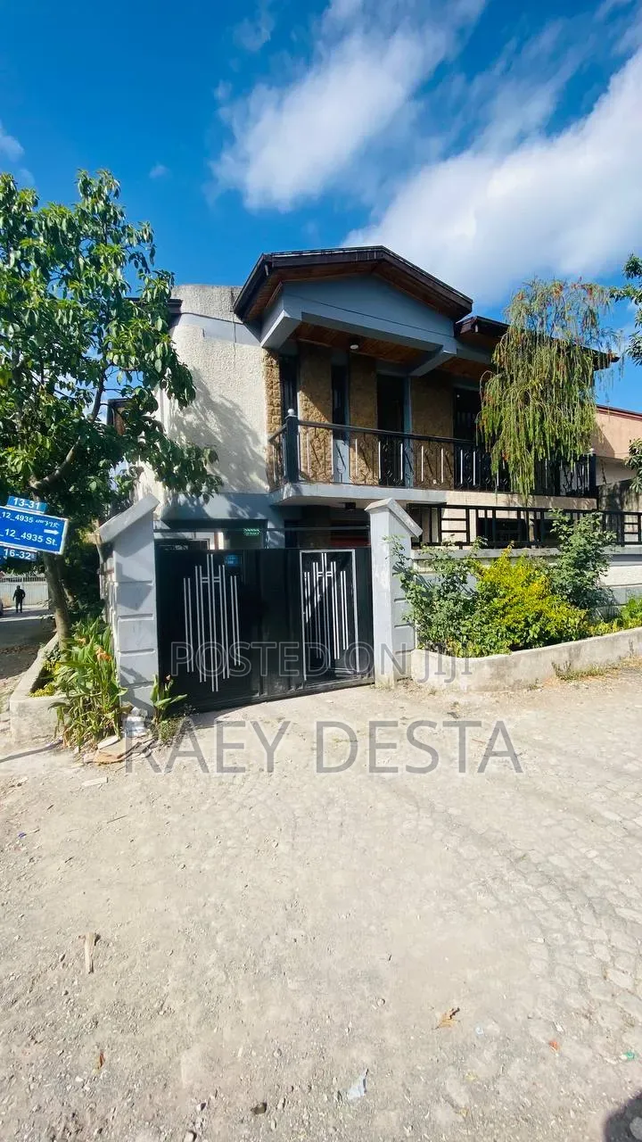 6bdrm House in G+1 House At Lafto for sale