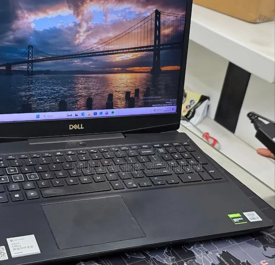 New Laptop Dell G15 5511 16GB Intel Core i7 SSD 512GB