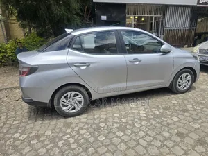 Hyundai I10 2022 Silver