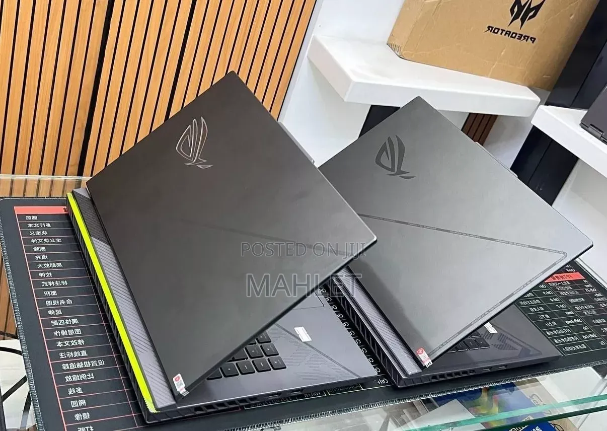 New Laptop Asus ROG Strix G15 16GB Intel Core i9 SSD 1T