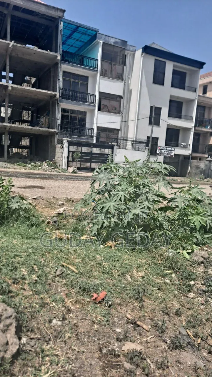 800 ካሬ ቦታ በጎተራ ወንጌላዊት 800 SQR Land at Gotera Wengelawit