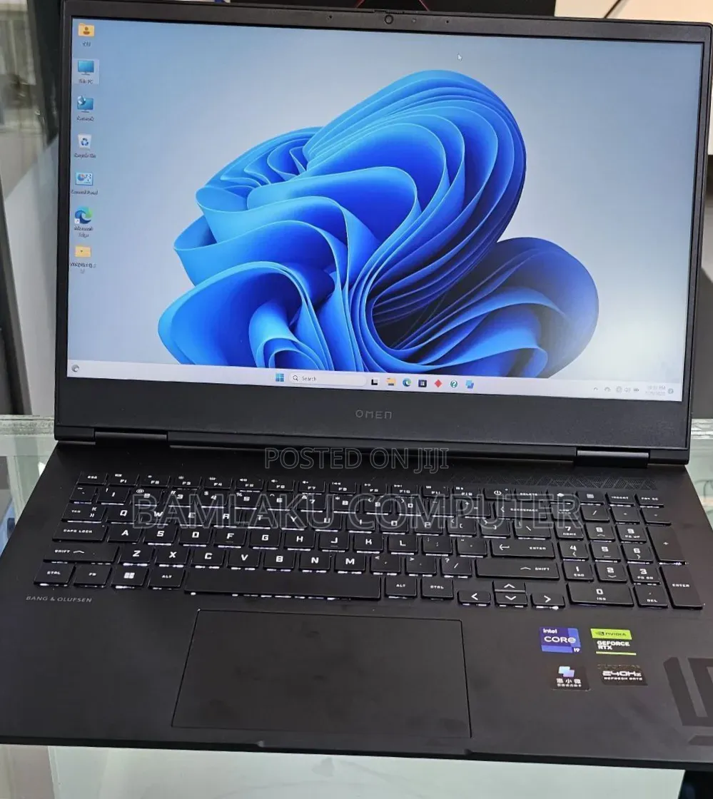 New Laptop HP Omen 16 16GB Intel Core i9 SSD 1T
