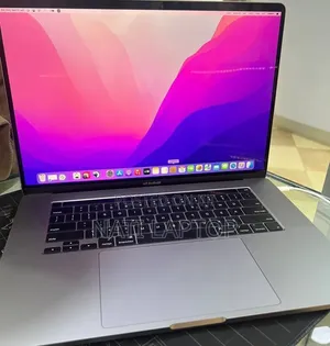 New Laptop Apple MacBook Pro 2019 32GB Intel Core i9 SSD 512GB