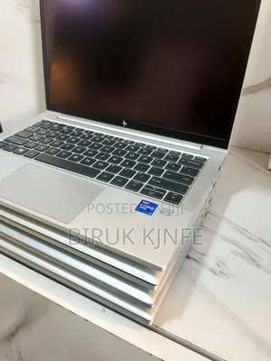 New Laptop HP EliteBook 830 G8 16GB Intel Core i7 SSD 512GB