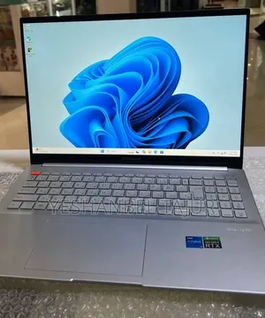 New Laptop Asus VivoBook 15 X505BA 16GB Intel Core i5 SSD 512GB
