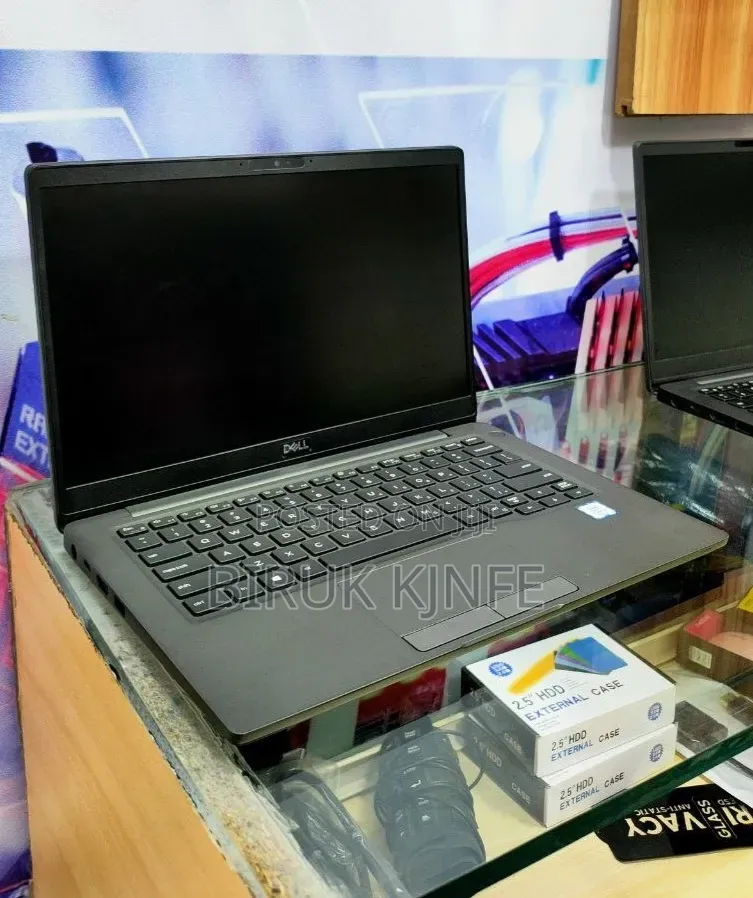New Laptop Dell Latitude 7300 8GB Intel Core i7 SSD 256GB