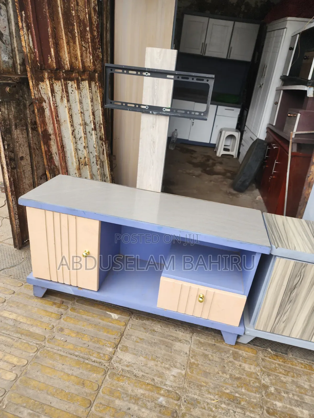 Tv Stand and Table