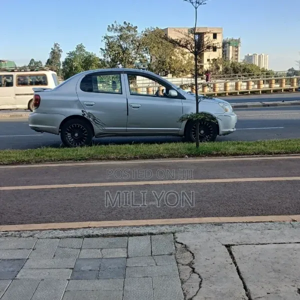 Toyota Platz 2003 Black