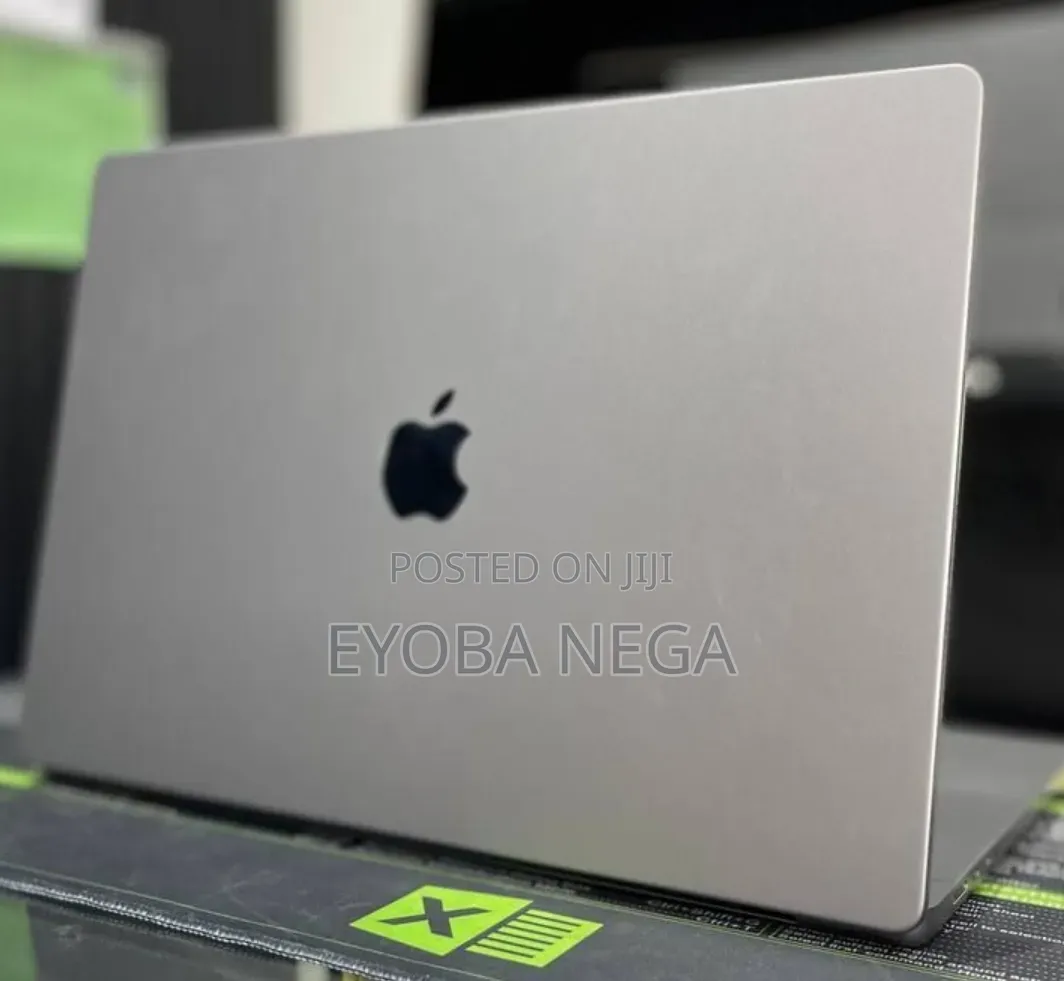 New Laptop Apple MacBook Pro M1 16GB Apple M1 Pro SSD 512GB