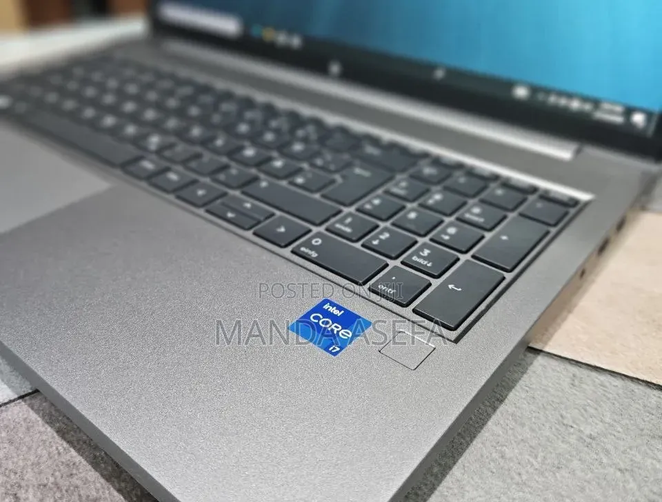 New Laptop HP ZBook 15 16GB Intel Core i7 SSD 1T