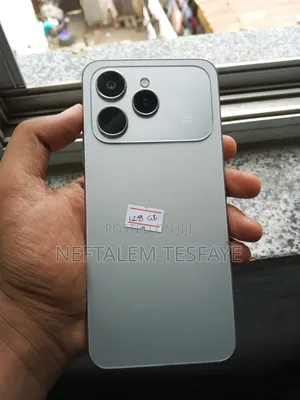Tecno Spark 40 128 GB Silver
