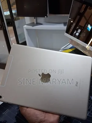 New Apple iPad Pro 128 GB Silver