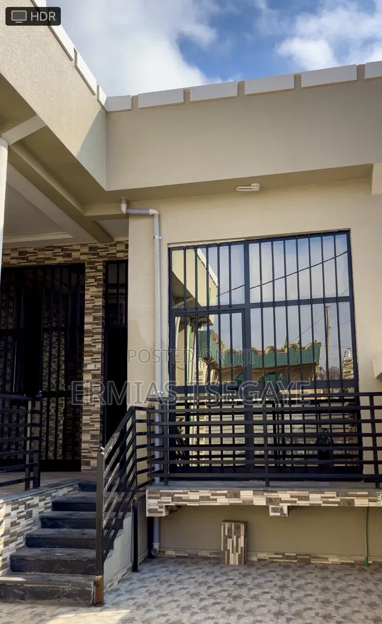 3bdrm House in Kolfe Keranio for sale