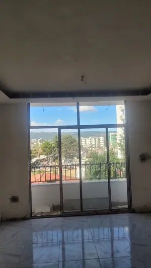 2bdrm Apartment in ፓያሳ, Arada for sale