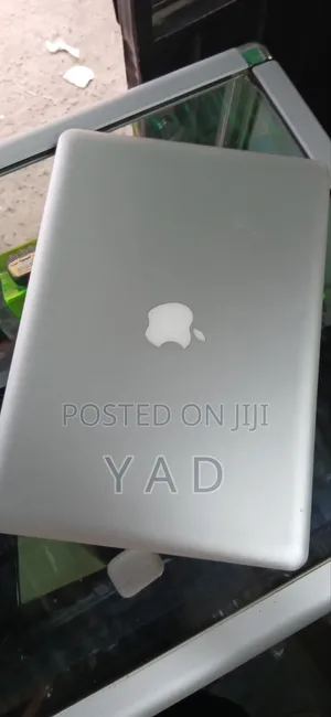 Laptop Apple MacBook 2015 6GB Intel Core i5 SSD 500GB