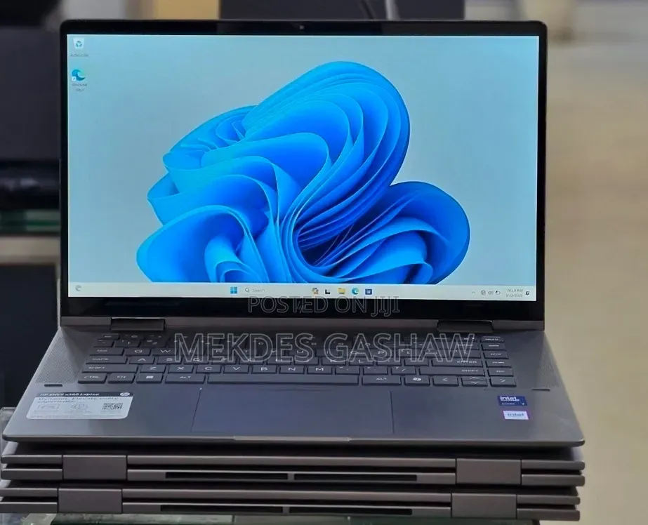 New Laptop HP Envy 15 16GB Intel Core Ultra 7 SSD 1T