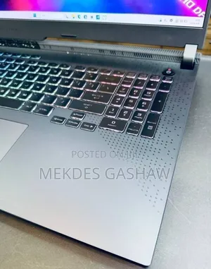 New Laptop Asus ROG Strix G17 16GB AMD Ryzen 9 SSD 1T