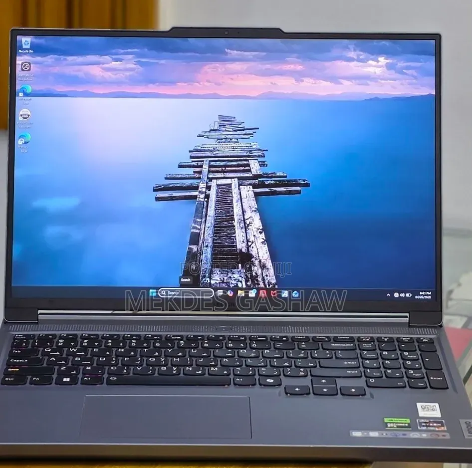 New Laptop Lenovo Legion 5 16GB AMD Ryzen 7 SSD 1T