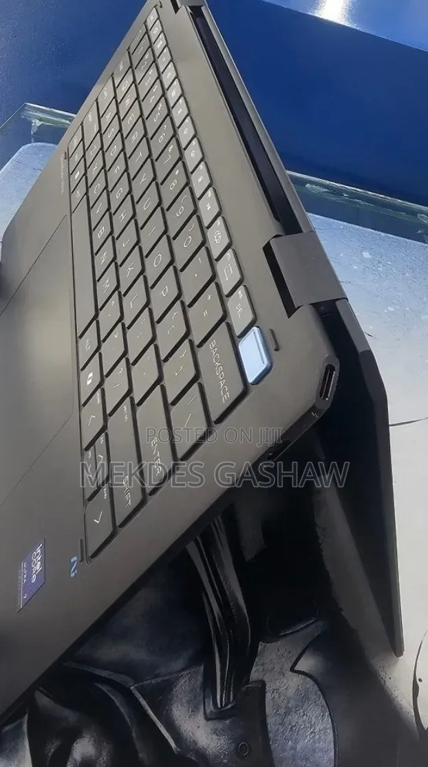 New Laptop HP OmniBook Ultra Flip 14" 16GB Intel Core Ultra 7 SSD 1T