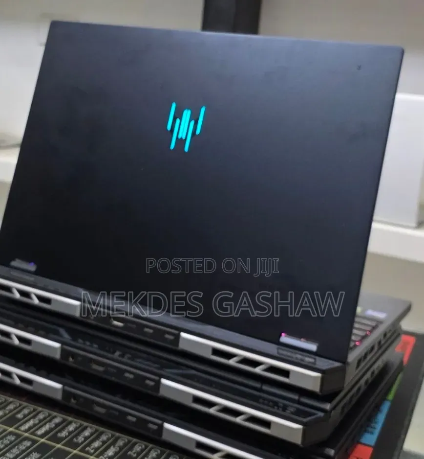 New Laptop Acer Predator Helios Neo 16 16GB Intel Core i9 SSD 1T