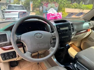 Toyota Land Cruiser Prado 3.0 D-4D 5dr 2004 Gray