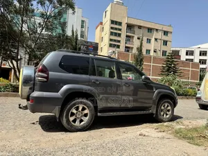 Toyota Land Cruiser Prado 3.0 D-4D 5dr 2004 Gray