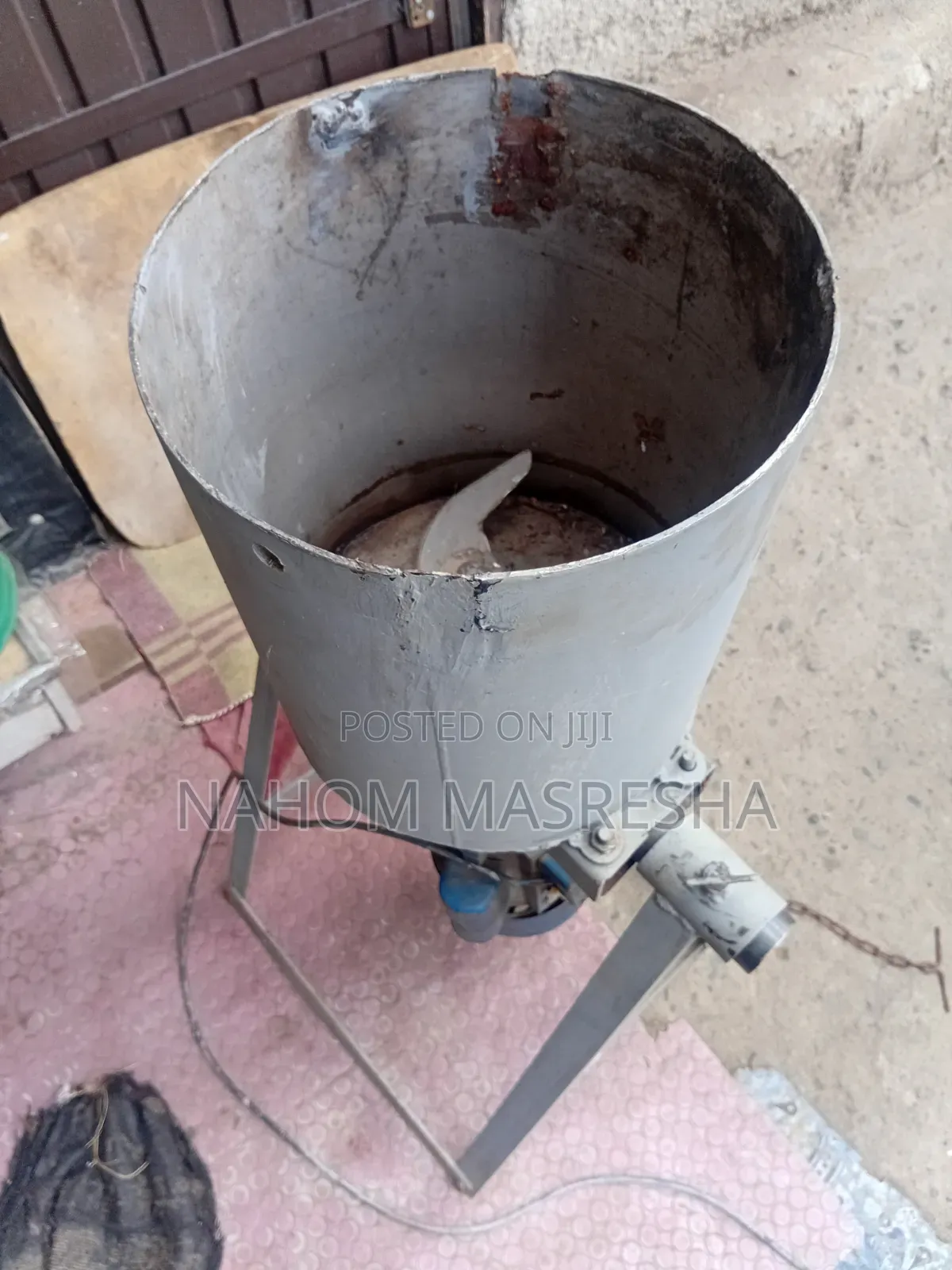 ለሽያጭ – ዘመናዊ የሽንኩርትና የበርበሬ መፍጫ ማሽን
