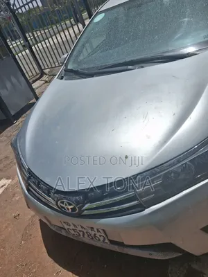 Toyota Corolla 2015 Silver