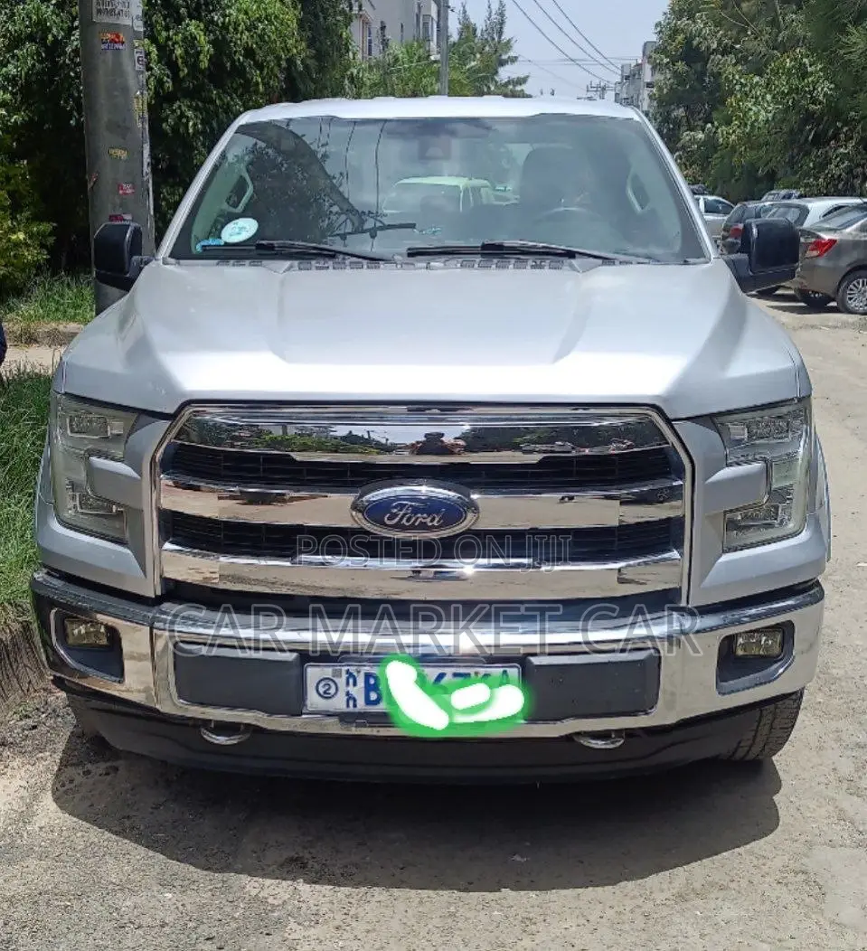 Ford F-150 Lariat 4x2 SuperCab Styleside 6.5 ft. box 145 in. WB 2016 Silver