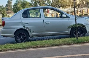 Toyota Platz 2003 Silver