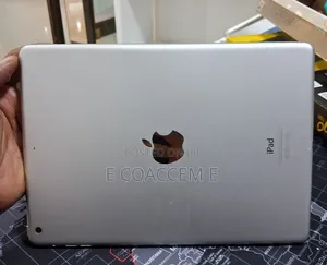 New Apple iPad Air 64 GB Silver