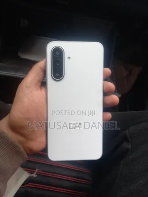 New Samsung Galaxy M17 5G 128 GB White